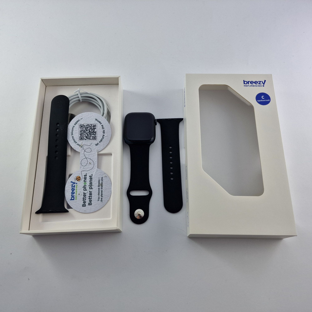 Apple Watch Series 8 GPS, 45mm, Midnight, Midnight Sport Band фото товару Apple Watch Series 8 GPS, 45mm, Midnight, Midnight Sport Band