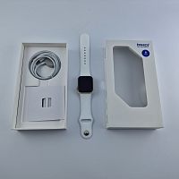 фото товару Apple Watch SE GPS Gen.3, 40mm, Starlight, Starlight Sport Band, S/M