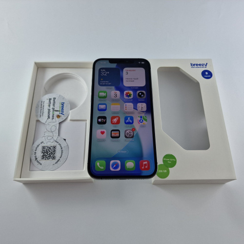 Apple iPhone 12 Pro Max 256 GB Graphite фото товару Apple iPhone 12 Pro Max 256 GB Graphite