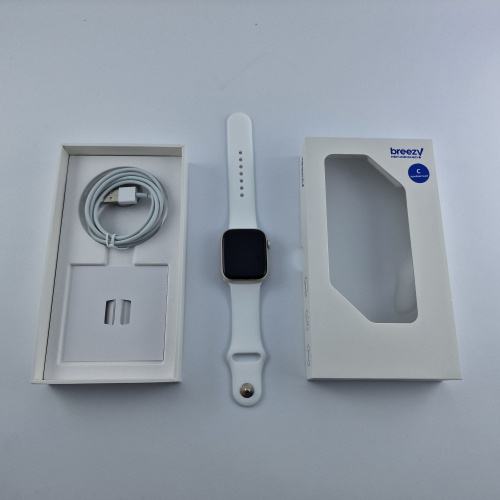 Apple Watch Series 8 GPS, 45mm, Starlight, Starlight Sport Band фото товару Apple Watch Series 8 GPS, 45mm, Starlight, Starlight Sport Band