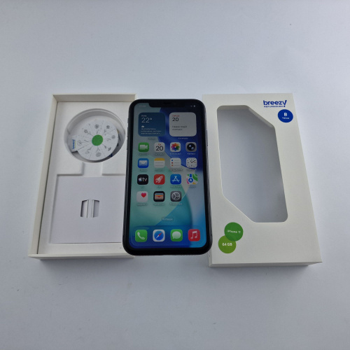 Apple iPhone 11 64 GB Black фото товару Apple iPhone 11 64 GB Black